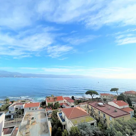 Vue Carmino アジャクシオ