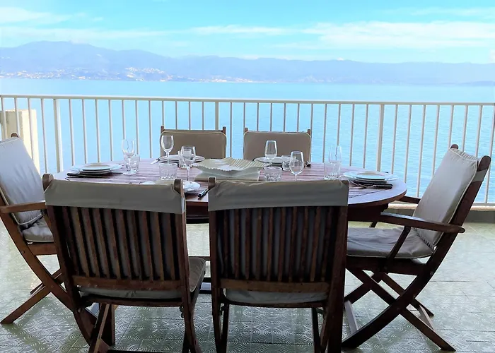 Vue Carmino 阿雅克肖