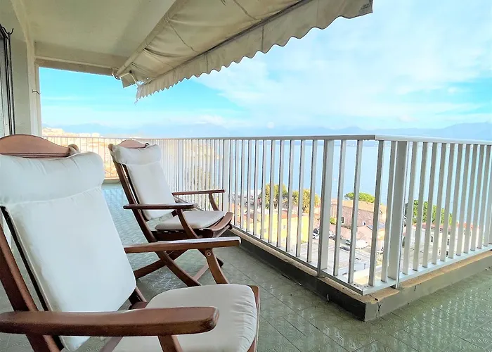 Vue Carmino * Ajaccio (Corsica)